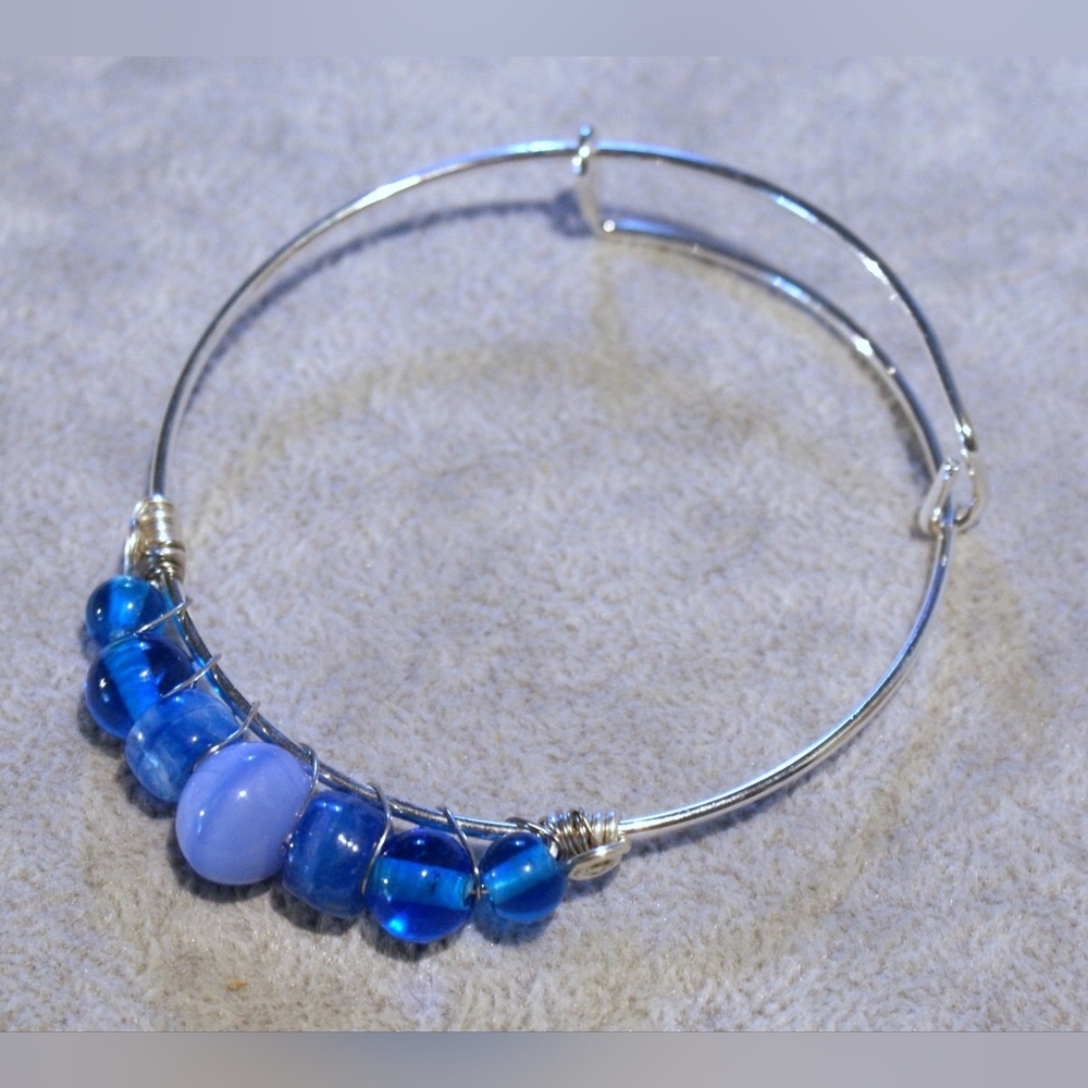 Blue glass bangle bracelet BB-20-004
